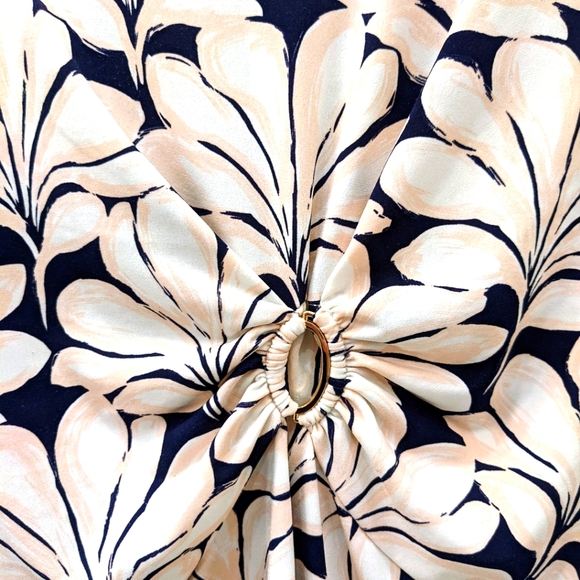 Ivanka Trump Floral Blouse Sleeveless Keyhole - L - Picture 2 of 7